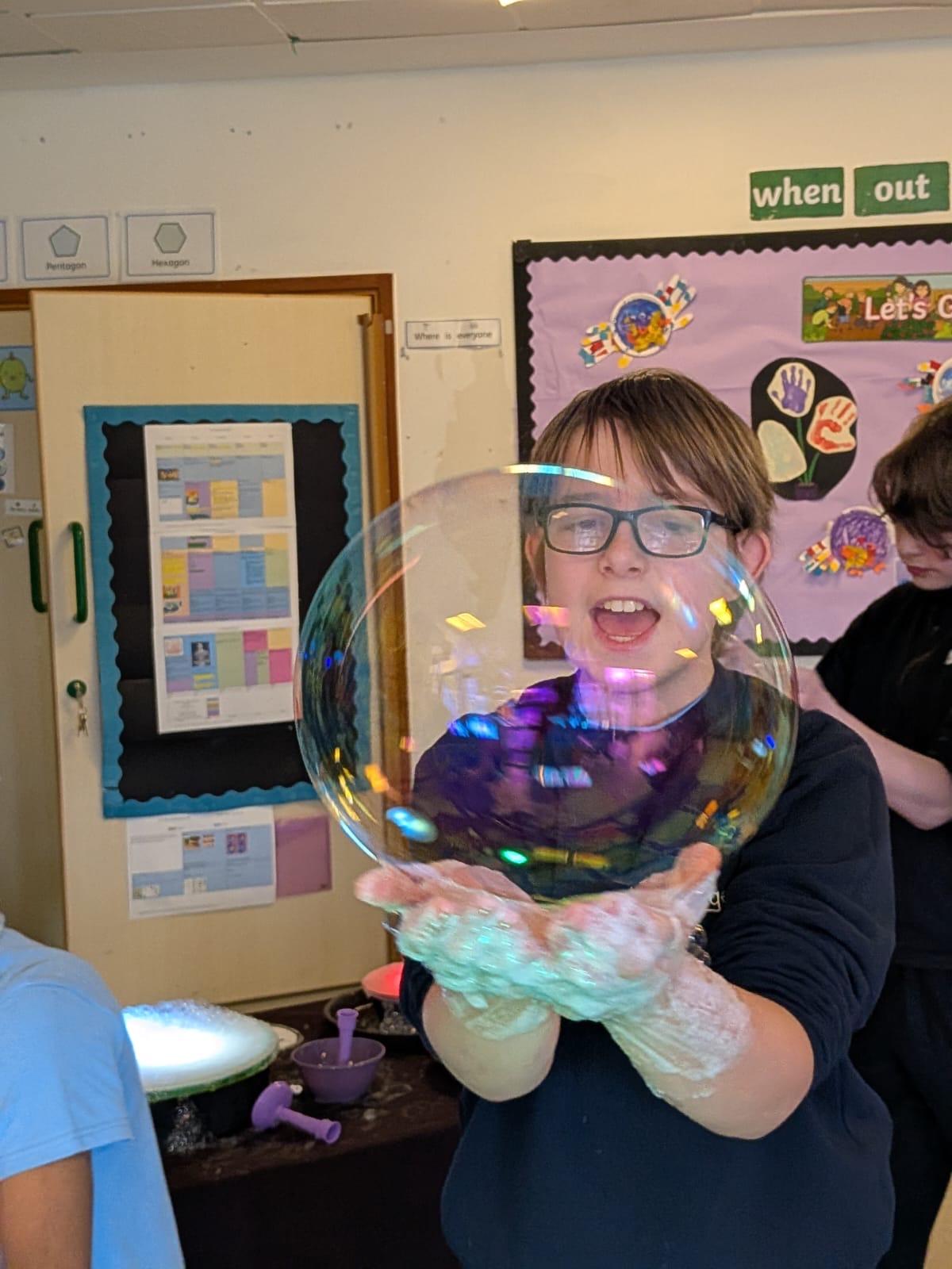 I can hold a bubble